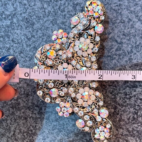 Antique Shop Treasure – Large Vintage Aurora Borealis Rhinestone Hair Clip - Picture 10 of 10